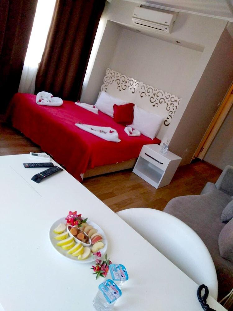 Wox Ew Hotel Σμύρνη Εξωτερικό φωτογραφία